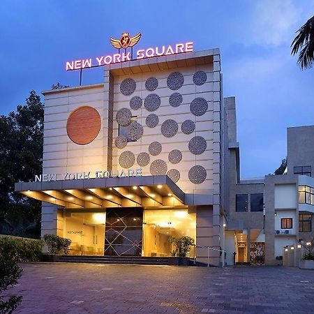 Hotel New York Square Kottayam Exteriér fotografie