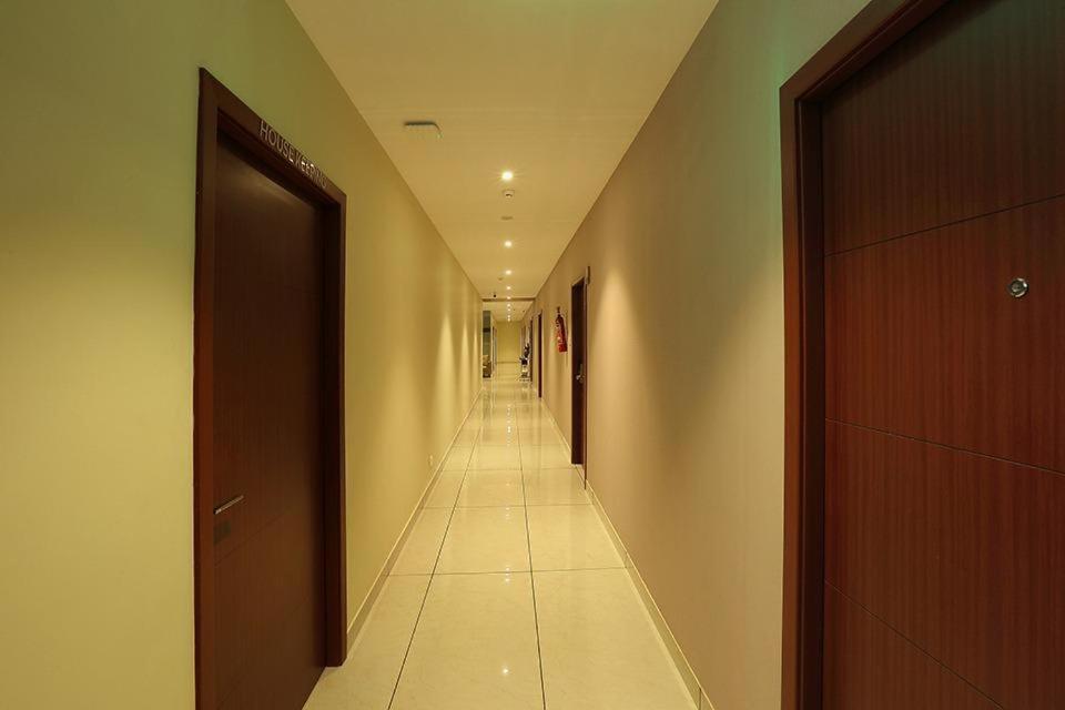 Hotel New York Square Kottayam Exteriér fotografie